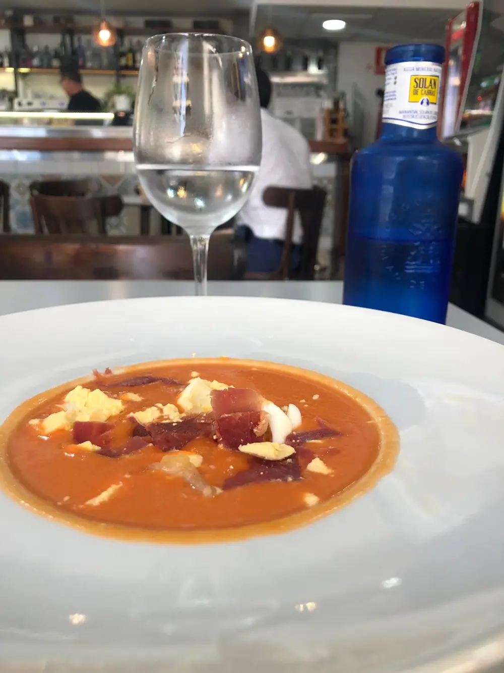 Crema con virutas de jamón